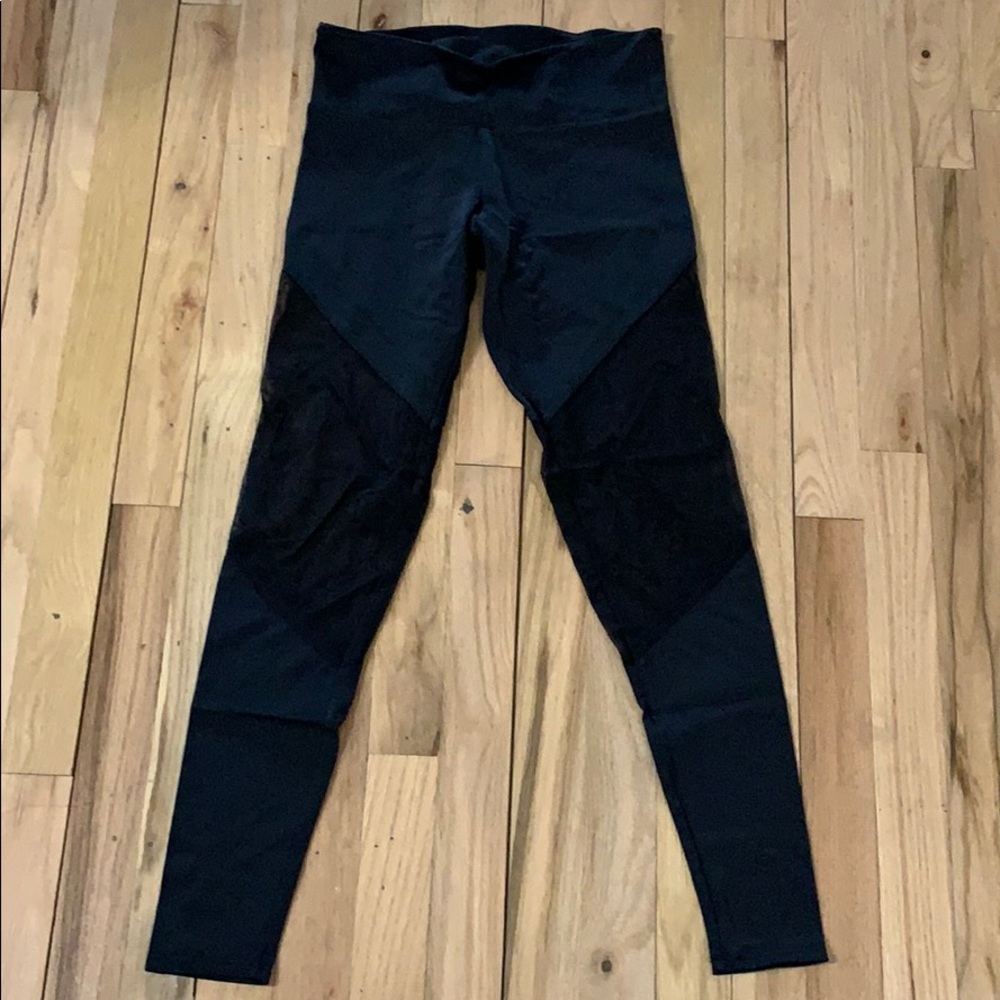 Onzie yoga pants